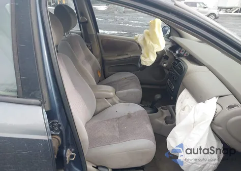 2001 Plymouth Neon Highline z USA, uszkodzony, nr VIN 1P3AS46C11D304147